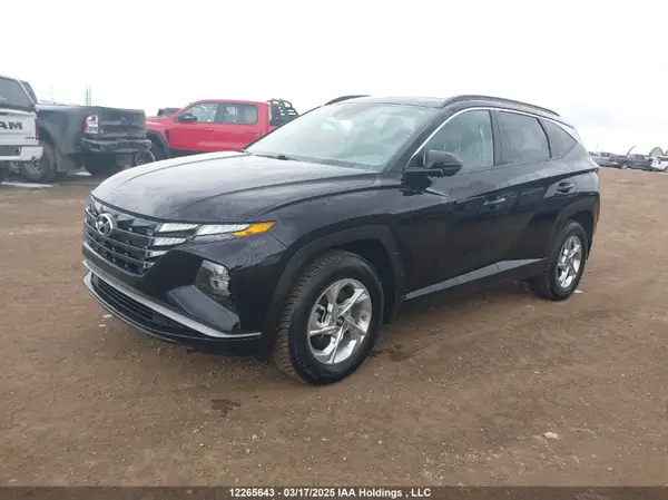 KM8JBCAE6NU026821 2022 HYUNDAI TUCSON - Image 2