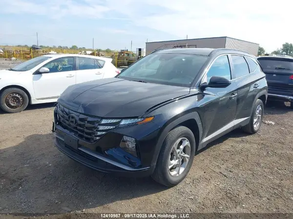 KM8JBCAE6PU215987 2023 HYUNDAI TUCSON - Image 2