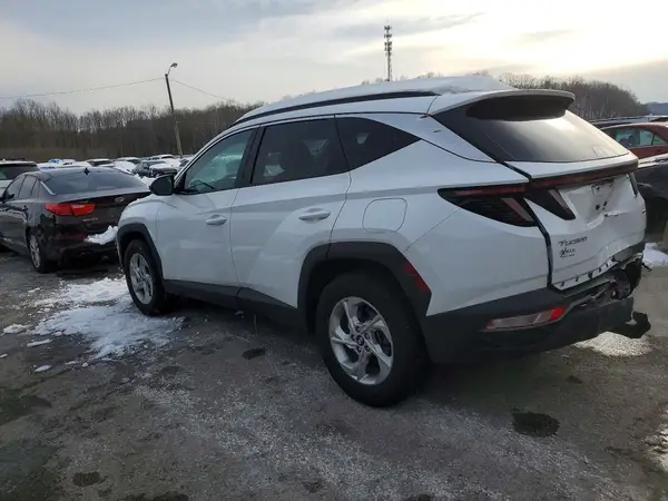 KM8JBCAE6PU236774 2023 HYUNDAI TUCSON - Image 2