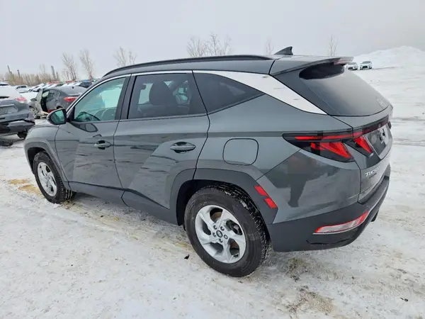KM8JBCAE7NU025113 2022 HYUNDAI TUCSON - Image 2