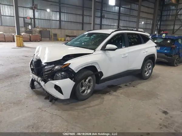 KM8JBCAE7NU040761 2022 HYUNDAI TUCSON - Image 2