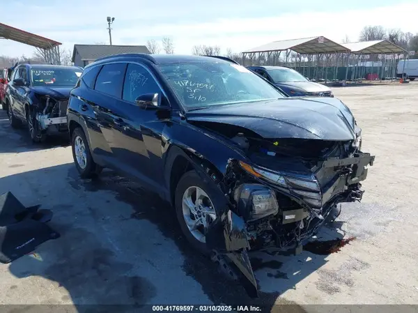 KM8JBCAE7NU065076 2022 HYUNDAI TUCSON - Image 1