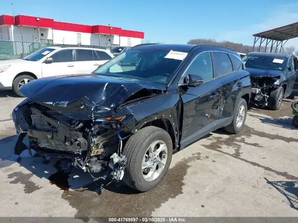 KM8JBCAE7NU065076 2022 HYUNDAI TUCSON - Image 2