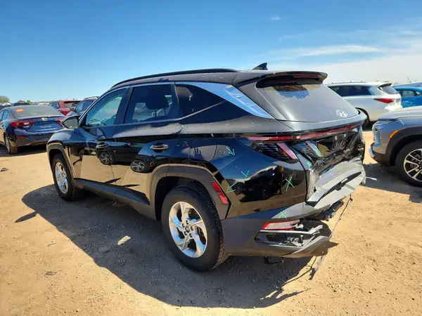 KM8JBCAE7NU065787 2022 HYUNDAI TUCSON - Image 2