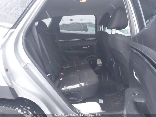 KM8JBCAE7NU107777 2022 HYUNDAI TUCSON - Image 8