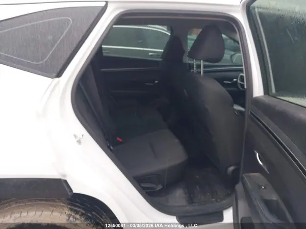 KM8JBCAE7NU167445 2022 HYUNDAI TUCSON - Image 8