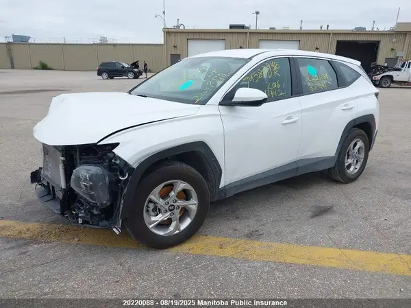 KM8JBCAE7PU217246 2023 HYUNDAI TUCSON - Image 2