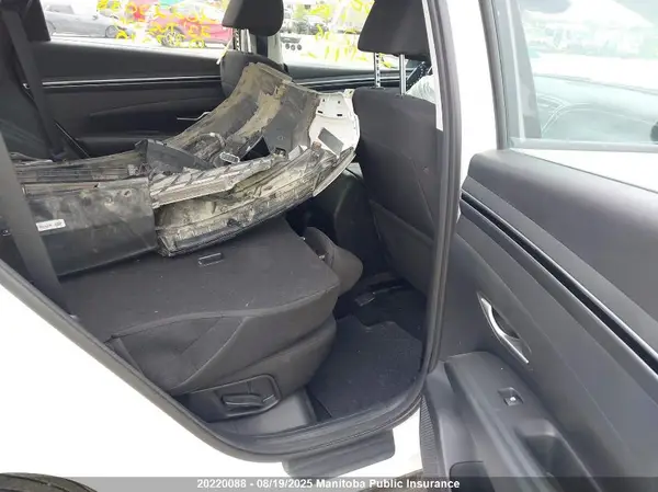 KM8JBCAE7PU217246 2023 HYUNDAI TUCSON - Image 8