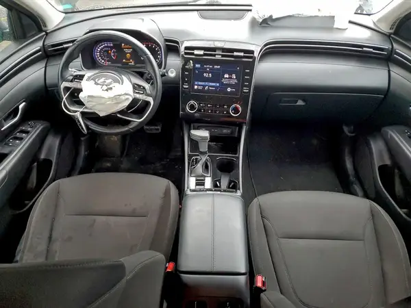 KM8JBCAE8NU027243 2022 HYUNDAI TUCSON - Image 8