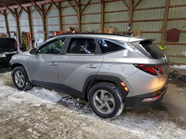 KM8JBCAE8NU071310 2022 HYUNDAI TUCSON - Image 2