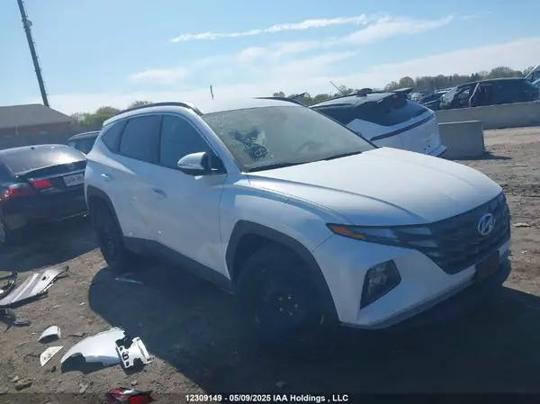 KM8JBCAE8NU150122 2022 HYUNDAI TUCSON - Image 1