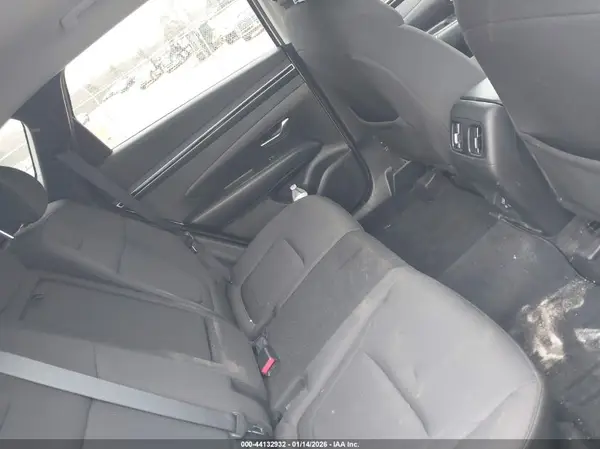 KM8JBCAE8NU168913 2022 HYUNDAI TUCSON - Image 8