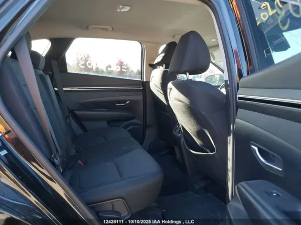 KM8JBCAEXNU027003 2022 HYUNDAI TUCSON - Image 8
