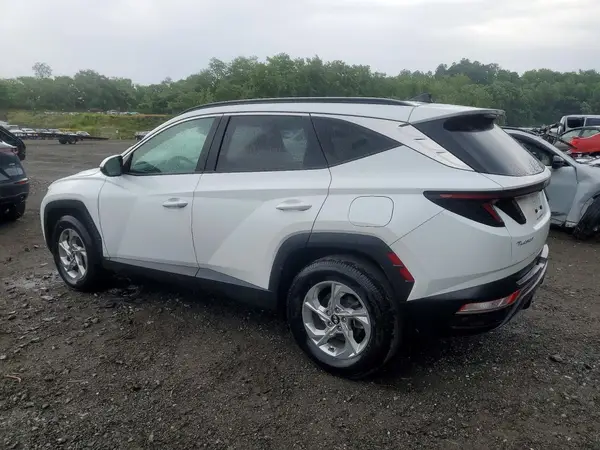 KM8JBCAEXPU204815 2023 HYUNDAI TUCSON - Image 2
