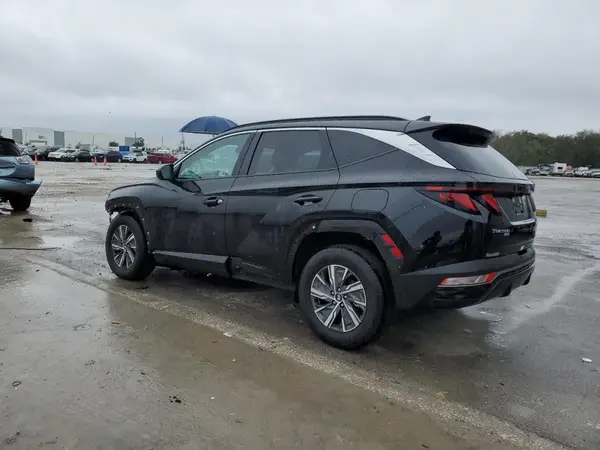 KM8JBCD10RU235700 2024 HYUNDAI TUCSON - Image 2
