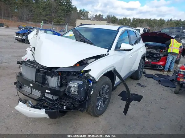 KM8JBCD12RU191375 2024 HYUNDAI TUCSON - Image 2