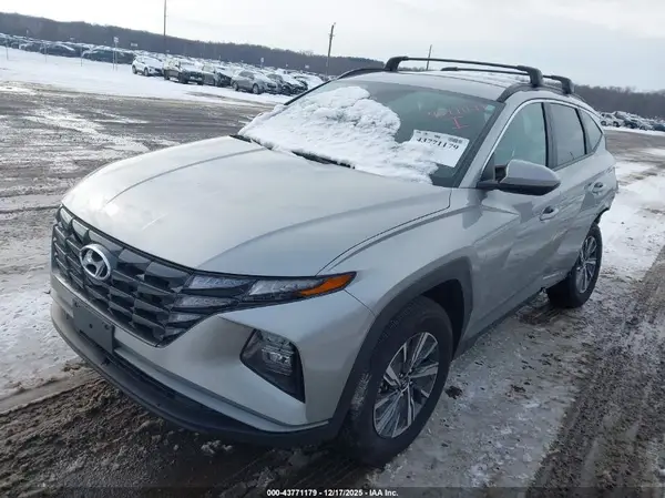KM8JBCD16RU215614 2024 HYUNDAI TUCSON - Image 2
