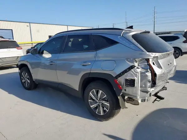 KM8JBCD18RU224573 2024 HYUNDAI TUCSON - Image 2