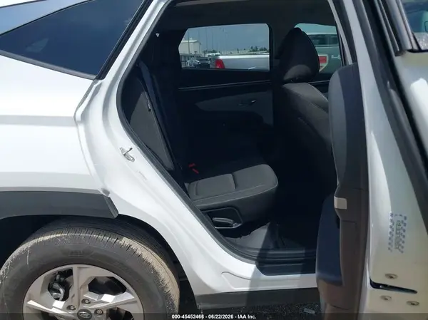 KM8JBCDE7RU285576 2024 HYUNDAI TUCSON - Image 8