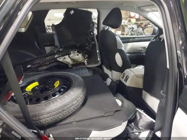 KM8JBCDE8SU375065 2025 HYUNDAI TUCSON - Image 8