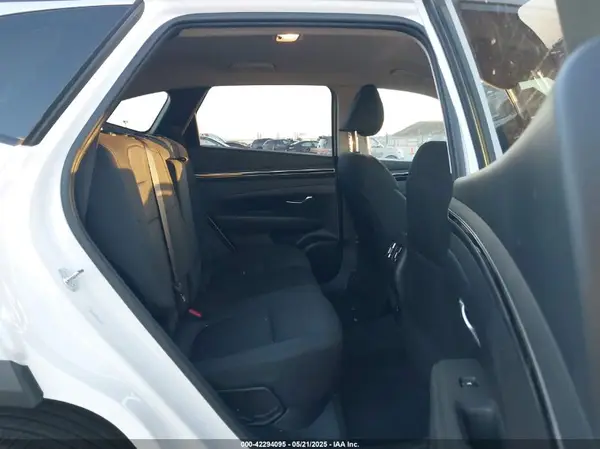 KM8JBDA24PU127385 2023 HYUNDAI TUCSON - Image 8