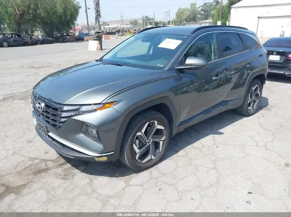 KM8JBDA26NU035823 2022 HYUNDAI TUCSON - Image 2