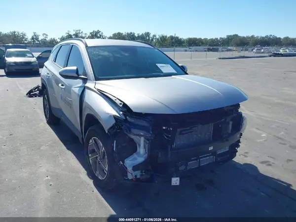 KM8JBDD11SU313171 2025 HYUNDAI TUCSON - Image 1