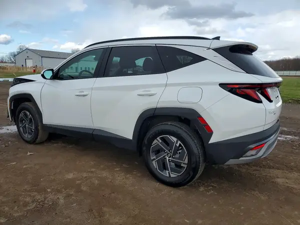 KM8JBDD11SU396889 2025 HYUNDAI TUCSON - Image 2