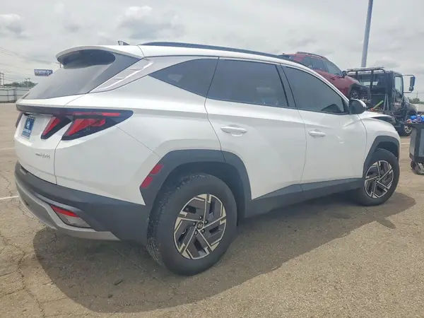 2025 HYUNDAI TUCSON COPART lot 56542516 auction photo 3