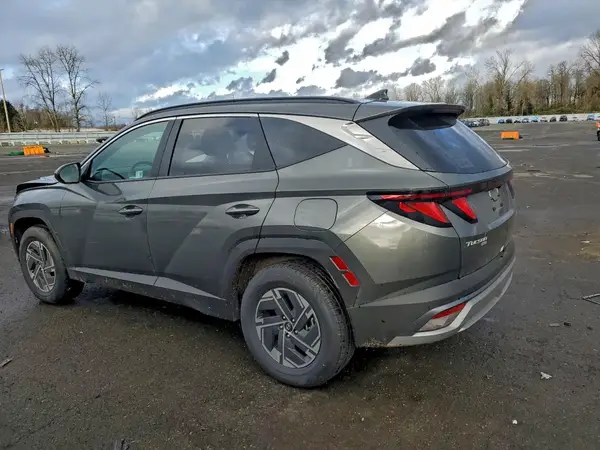 KM8JBDD14SU295703 2025 HYUNDAI TUCSON - Image 2