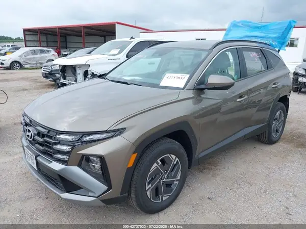 KM8JBDD16SU305048 2025 HYUNDAI TUCSON - Image 2