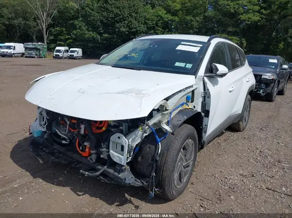 KM8JBDD18SU325835 2025 HYUNDAI TUCSON - Image 2