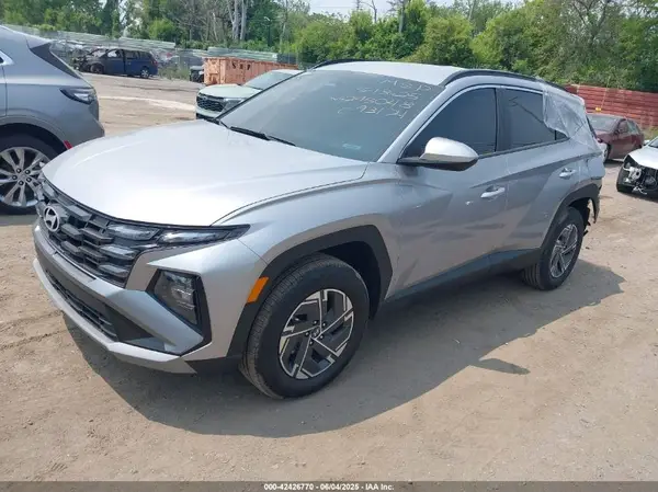 KM8JBDD19SU295048 2025 HYUNDAI TUCSON - Image 2