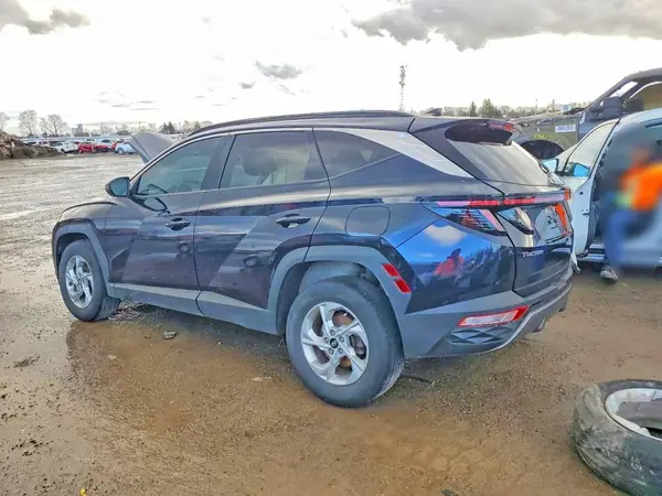KM8JCCAE0NU126068 2022 HYUNDAI TUCSON - Image 2