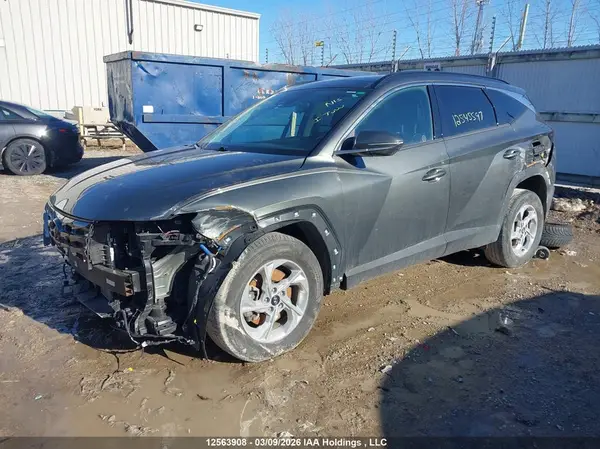 KM8JCCAE1NU038663 2022 HYUNDAI TUCSON - Image 2