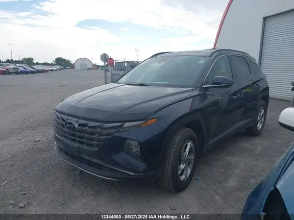 KM8JCCAE3NU039099 2022 HYUNDAI TUCSON - Image 2