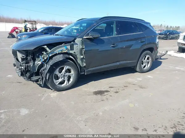 KM8JCCAE3NU043640 2022 HYUNDAI TUCSON - Image 2