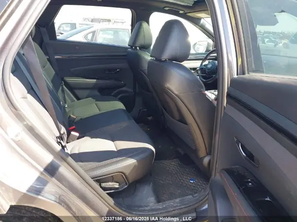 KM8JCCAE3NU153636 2022 HYUNDAI TUCSON - Image 8