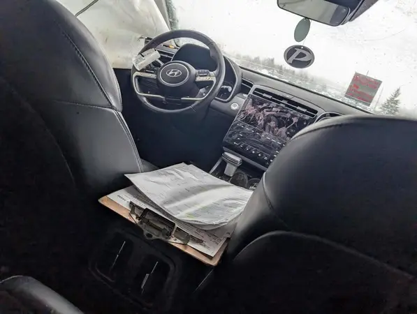 KM8JCCAE3PU178040 2023 HYUNDAI TUCSON - Image 8