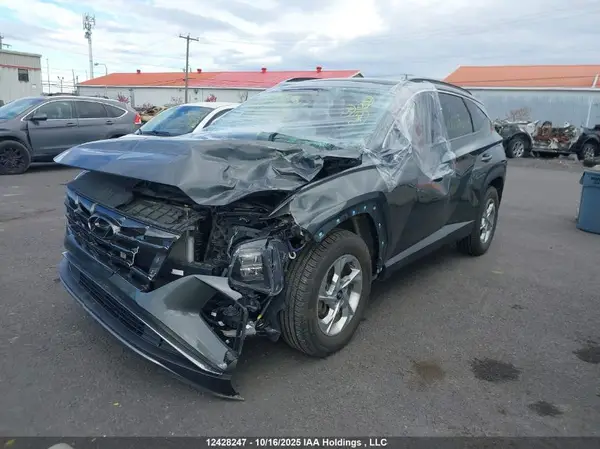 KM8JCCAE5NU020215 2022 HYUNDAI TUCSON - Image 2