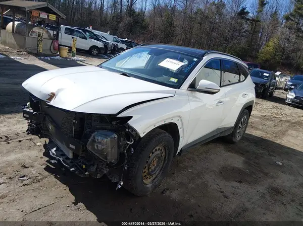 KM8JCCAE7NU166423 2022 HYUNDAI TUCSON - Image 2