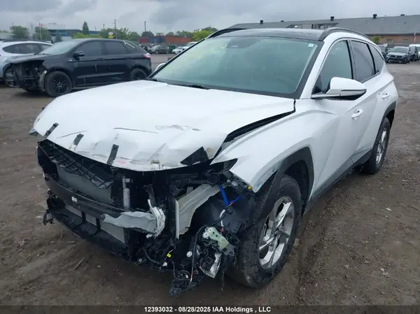 KM8JCCAE8PU240452 2023 HYUNDAI TUCSON - Image 2