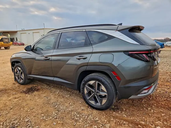 KM8JCDD14SU307104 2025 HYUNDAI TUCSON - Image 2