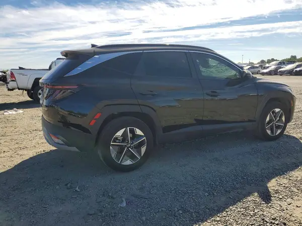 2025 HYUNDAI TUCSON COPART lot 46709706 auction photo 3