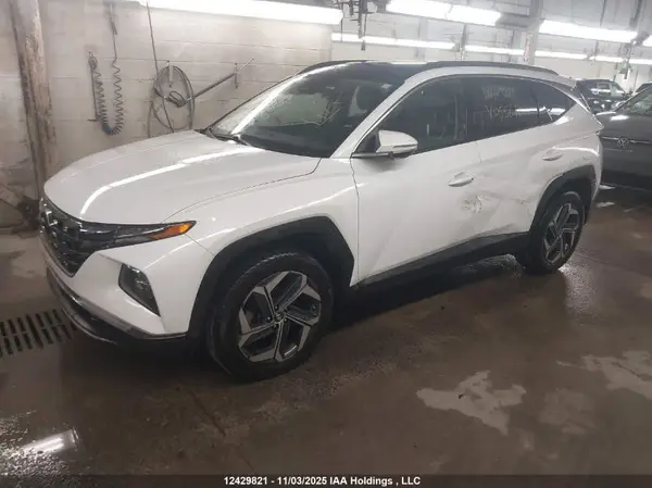 KM8JDDA29NU055672 2022 HYUNDAI TUCSON - Image 2