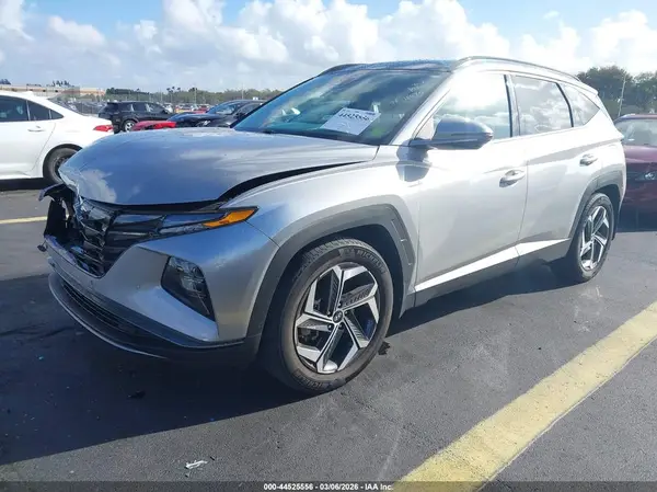 KM8JE3AE1NU052928 2022 HYUNDAI TUCSON - Image 2