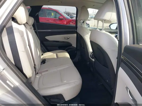 KM8JE3AE7NU110640 2022 HYUNDAI TUCSON - Image 8