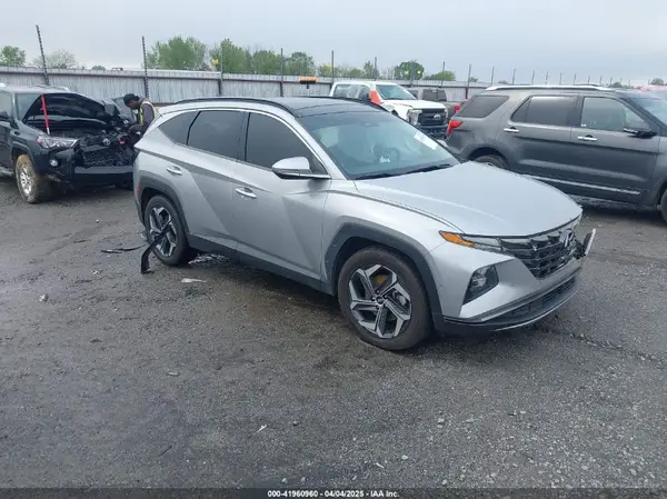 KM8JE3AE8NU057172 2022 HYUNDAI TUCSON - Image 1