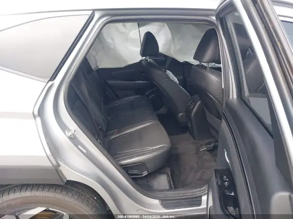 KM8JE3AE8NU057172 2022 HYUNDAI TUCSON - Image 8