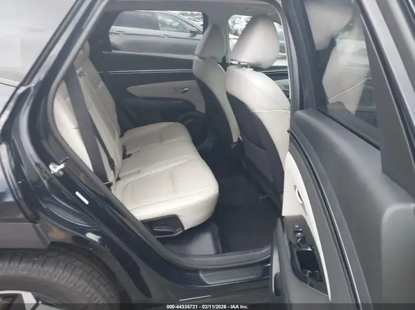 KM8JE3AE9NU064793 2022 HYUNDAI TUCSON - Image 8